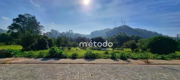 Lote/Terreno à venda, 600m² no Estância Guararema, Guararema