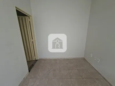  com 1 Quarto para alugar, 40m² no Planalto, Uberlândia