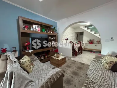 Sobrado com 3 Quartos à venda, 161m² no Parque São Vicente, Mauá