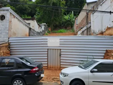 Lote/Terreno à venda, 600m² no Centro, Juiz de Fora