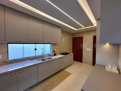 Casa de Condomínio com 4 Quartos à venda, 225m² no Uruguai, Teresina
