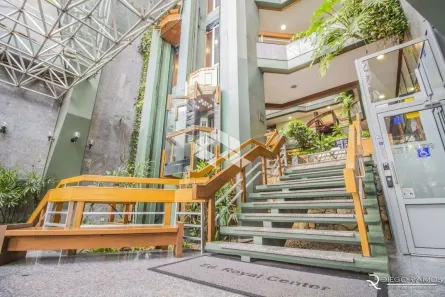 Sala Comercial à venda, 34m² no São João, Porto Alegre