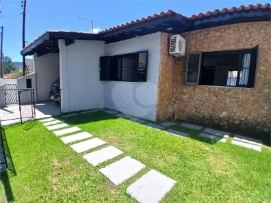 Casa com 3 Quartos à venda, 229m² no Recreio Maristela, Atibaia