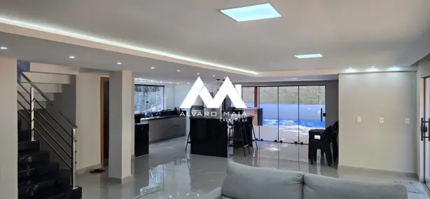 Casa com 6 Quartos à venda, 371m² no Centro, Rio Acima