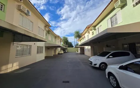 Casa de Condomínio com 3 Quartos para alugar, 134m² no Jardim TV Morena, Campo Grande