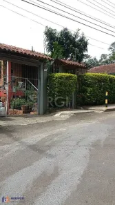 Casa com 3 Quartos à venda, 228m² no Nonoai, Porto Alegre