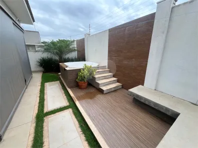 Casa de Condomínio com 3 Quartos para alugar, 300m² no Santa Rosa, Piracicaba