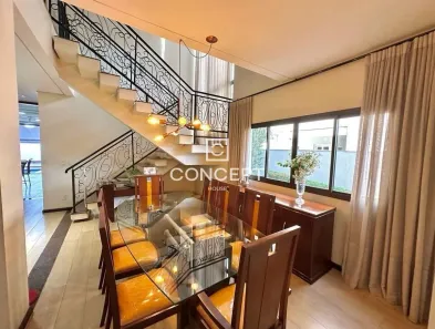 Casa de Condomínio com 5 Quartos para alugar, 350m² no Jardim Itália, Cuiabá