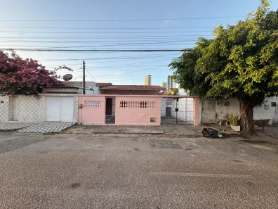 Apartamento com 2 Quartos para alugar, 70m² no Parquelândia, Fortaleza