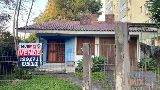 Casa com 4 Quartos à venda, 160m² no Passo da Areia, Porto Alegre