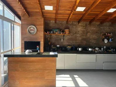 Casa com 3 Quartos à venda, 250m² no Chácara do Visconde, Taubaté