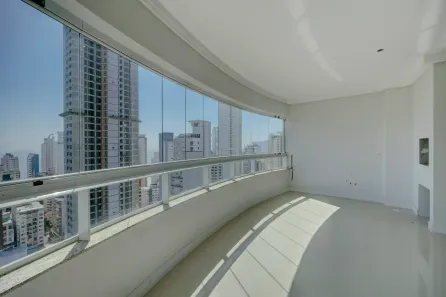 Apartamento com 3 Quartos à venda, 254m² no Centro, Balneário Camboriú