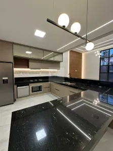 Casa com 4 Quartos à venda, 224m² no Jardim Atlântico, Goiânia