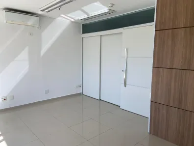 Sala Comercial para alugar, 35m² no Vila Andrade, São Paulo