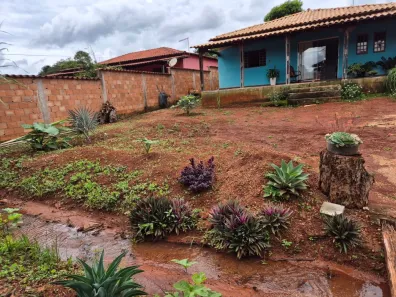 Fazenda/Sítio com 4 Quartos à venda, 1150m² no Amaral, Nova Serrana