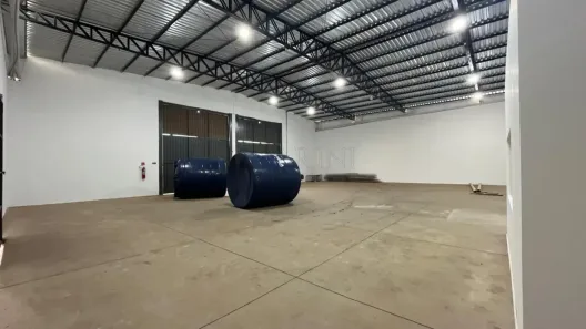Galpão/Depósito/Armazém para alugar, 500m² no Jardim Mary, Bauru