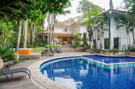 Casa com 5 Quartos à venda, 1200m² no Vila Tramontano, São Paulo