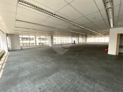 Sala Comercial à venda, 306m² no Cidade Monções, São Paulo
