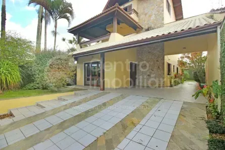 Casa com 3 Quartos à venda, 285m² no Jardim Ribamar, Peruíbe