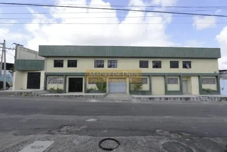 Prédio Comercial à venda, 1820m² no Parangaba, Fortaleza