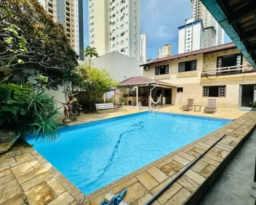 Casa com 4 Quartos para alugar, 120m² no Centro, Balneário Camboriú