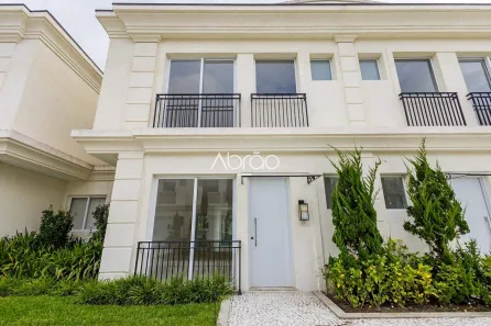 Casa com 3 Quartos à venda, 235m² no Vista Alegre, Curitiba