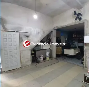 Prédio Comercial à venda, 560m² no Centro, Diadema