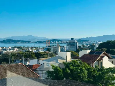 Apartamento com 3 Quartos à venda, 95m² no Capoeiras, Florianópolis