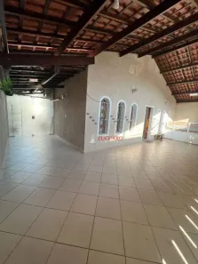 Casa com 3 Quartos à venda, 310m² no Jardim Vila Galvão, Guarulhos