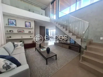 Casa de Condomínio com 3 Quartos à venda, 218m² no Jardim Botânico, Uberlândia
