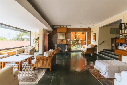 Casa com 4 Quartos à venda, 300m² no Pacaembu, São Paulo