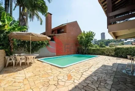 Casa com 4 Quartos para alugar, 227m² no Jardim Mauá, Novo Hamburgo