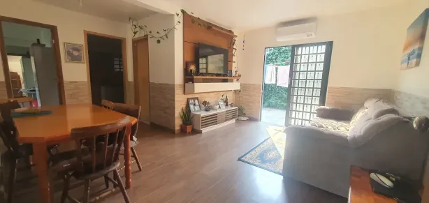 Casa com 3 Quartos à venda, 80m² no Niterói, Canoas