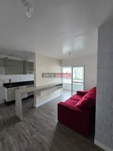 Apartamento com 2 Quartos para alugar, 56m² no Espinheiros, Itajaí