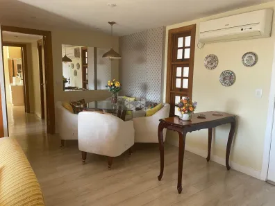Apartamento com 3 Quartos à venda, 95m² no Azenha, Porto Alegre
