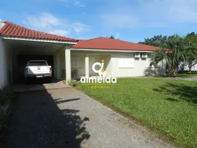 Casa com 3 Quartos à venda, 210m² no Pinheiro Machado, Santa Maria