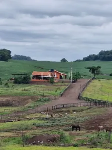 Fazenda/Sítio com 3 Quartos à venda, 10m² no Setor 4, Bandeirantes