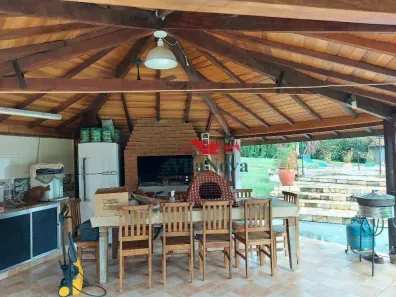 Fazenda/Sítio com 3 Quartos à venda, 190m² no Vale das Laranjeiras, Indaiatuba