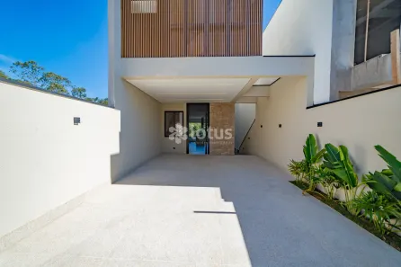 Casa de Condomínio com 3 Quartos à venda, 210m² no Villas do Jaguari, Santana de Parnaíba