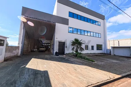 Galpão/Depósito/Armazém à venda, 1839m² no Loteamento Industrial Fechado, Araras