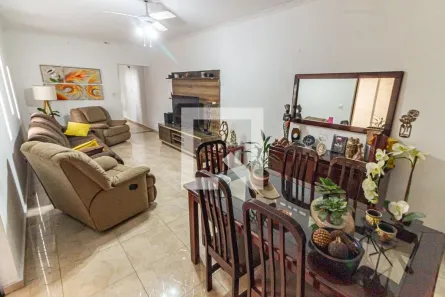 Casa com 4 Quartos à venda, 280m² no Vila Bertioga, São Paulo