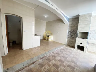 Sobrado com 5 Quartos à venda, 250m² no Jardim São José, Jacareí