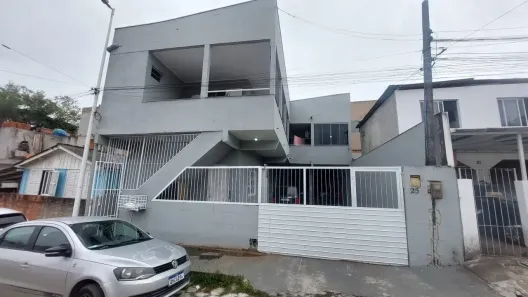 Prédio Residencial com 3 Quartos à venda, 200m² no Serraria, São José