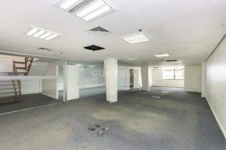 Sala Comercial para alugar, 545m² no Floresta, Porto Alegre