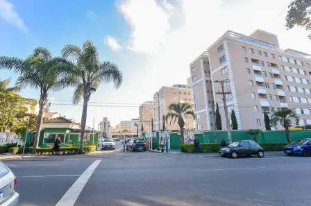 Apartamento com 2 Quartos à venda, 49m² no Portão, Curitiba