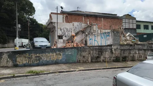 Lote/Terreno à venda, 500m² no Jardim Piracuama, São Paulo