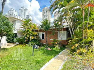 Casa de Condomínio com 3 Quartos à venda, 250m² no Alphaville, Santana de Parnaíba