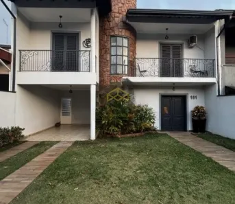 Sobrado com 3 Quartos à venda, 230m² no Roncáglia, Valinhos