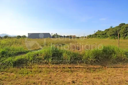 Lote/Terreno à venda, 990m² no Jardim Veneza, Peruíbe
