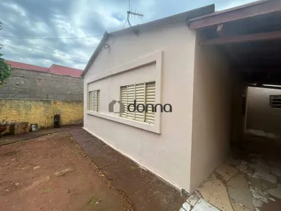 Casa com 3 Quartos à venda, 58m² no São Benedito, Uberaba